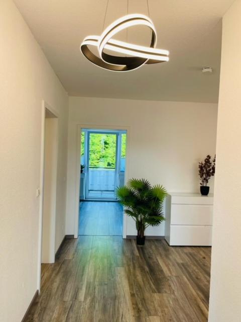 Apartment 160Qm 5 Schlafzimmer 1 Wohnzimmer Terrasse Und Balkon Βίλχελμσχαφεν Εξωτερικό φωτογραφία